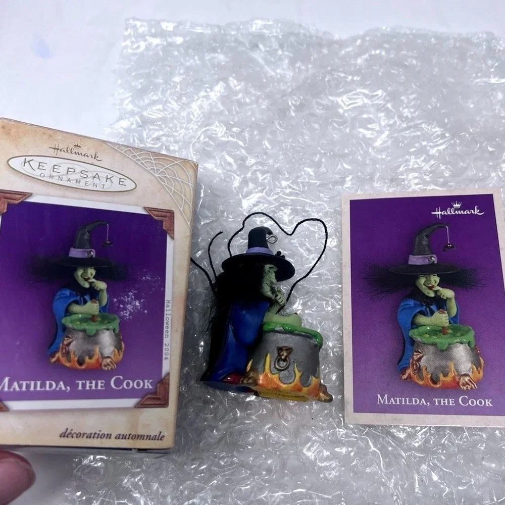 2004 Hallmark Mansion on Ravenwood Lane Halloween Collection Ornament Lot 6 NOS